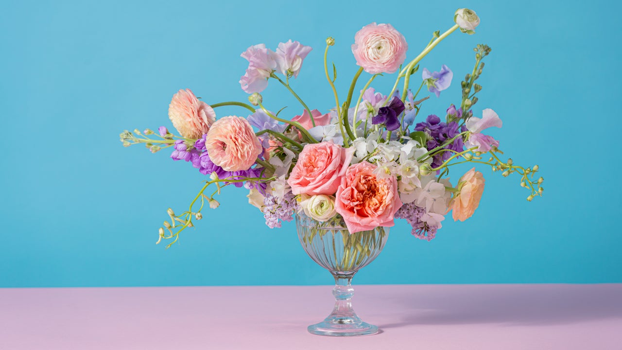 The Best Delivery Services to Buy Mothers Day Flowers Online — Shop Breathtaking Bouquets for Mom