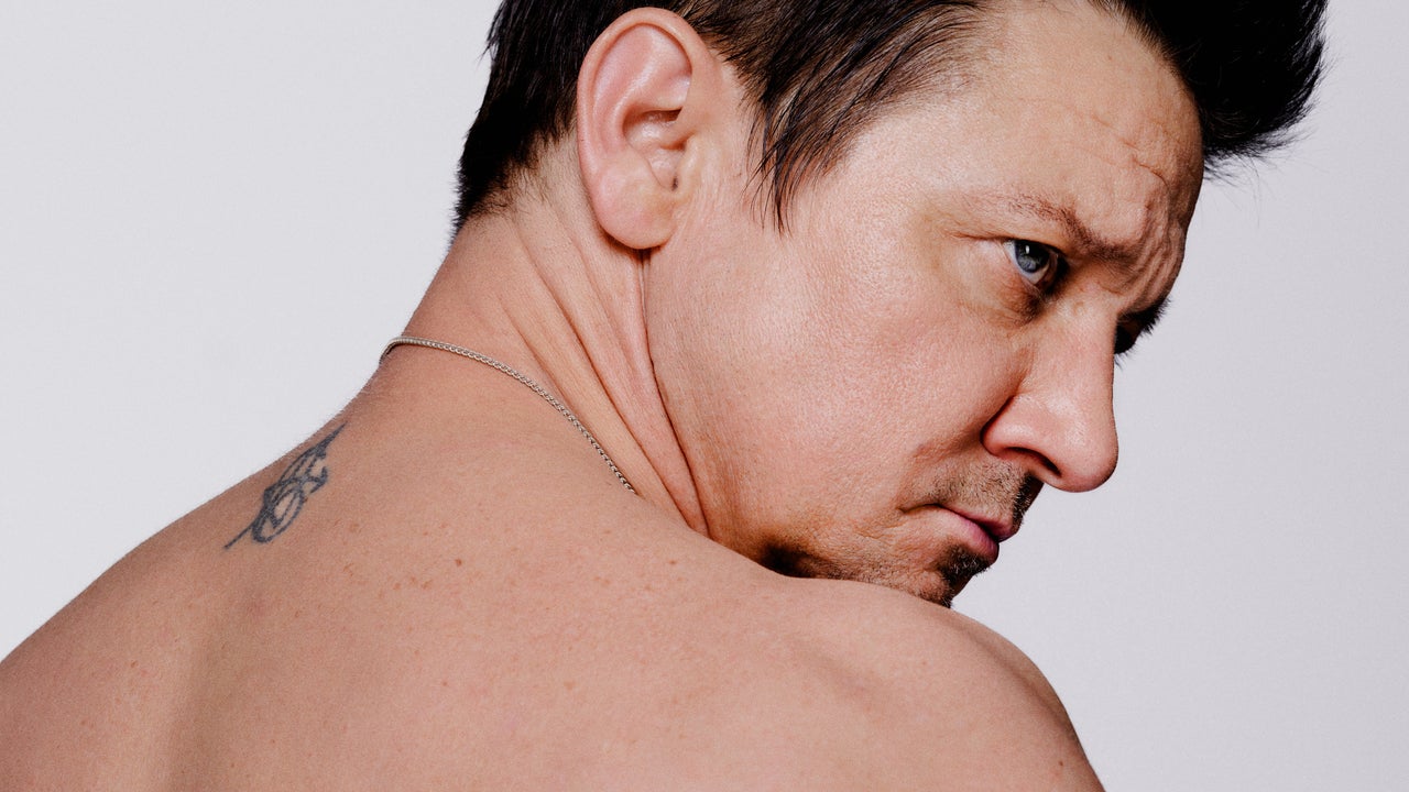 New Photo - Jeremy Renner Poses Shirtless for Magazine Cover, Shows Scars From Snow Plow Accident 