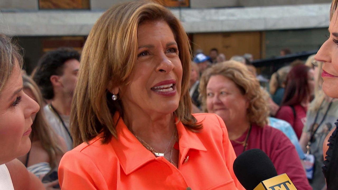 New Photo - Hoda Kotb Says She 'Blacked Out' While Taking Epic Tom Cruise Olympics Pic (Exclusive)