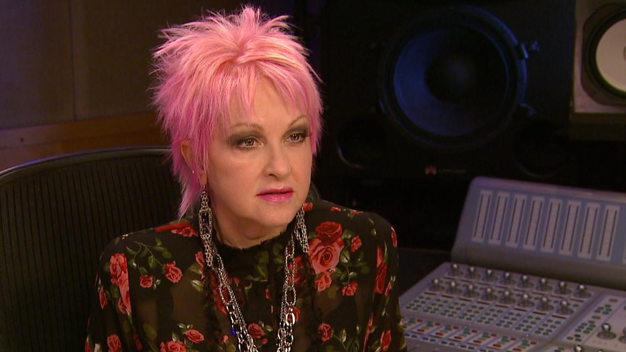 How Cyndi Lauper Is Letting Those With Psoriasis Know They’re Not Alone (Ex...