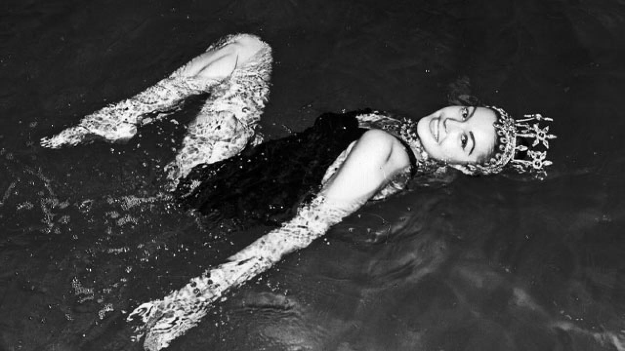 Actress & Swimmer Esther Williams Passes Away | Entertainment Tonight