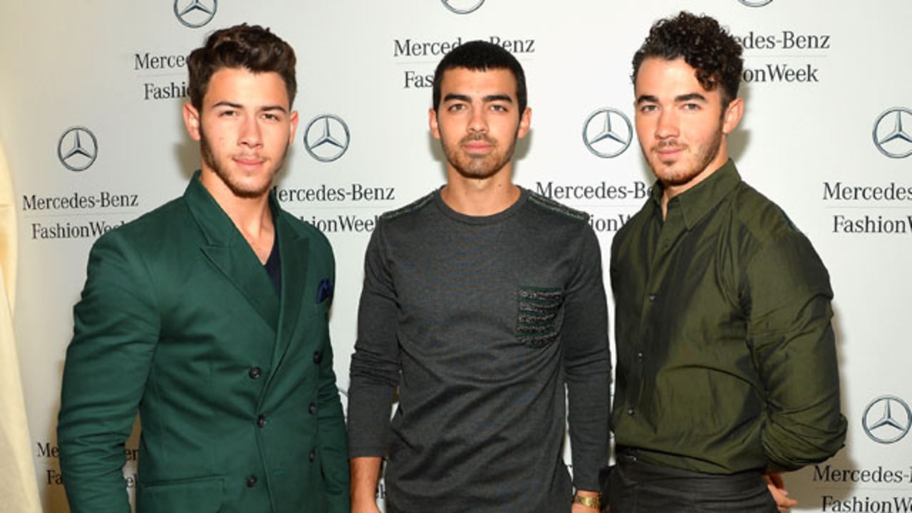 The Jonas Brothers Break Up Entertainment Tonight