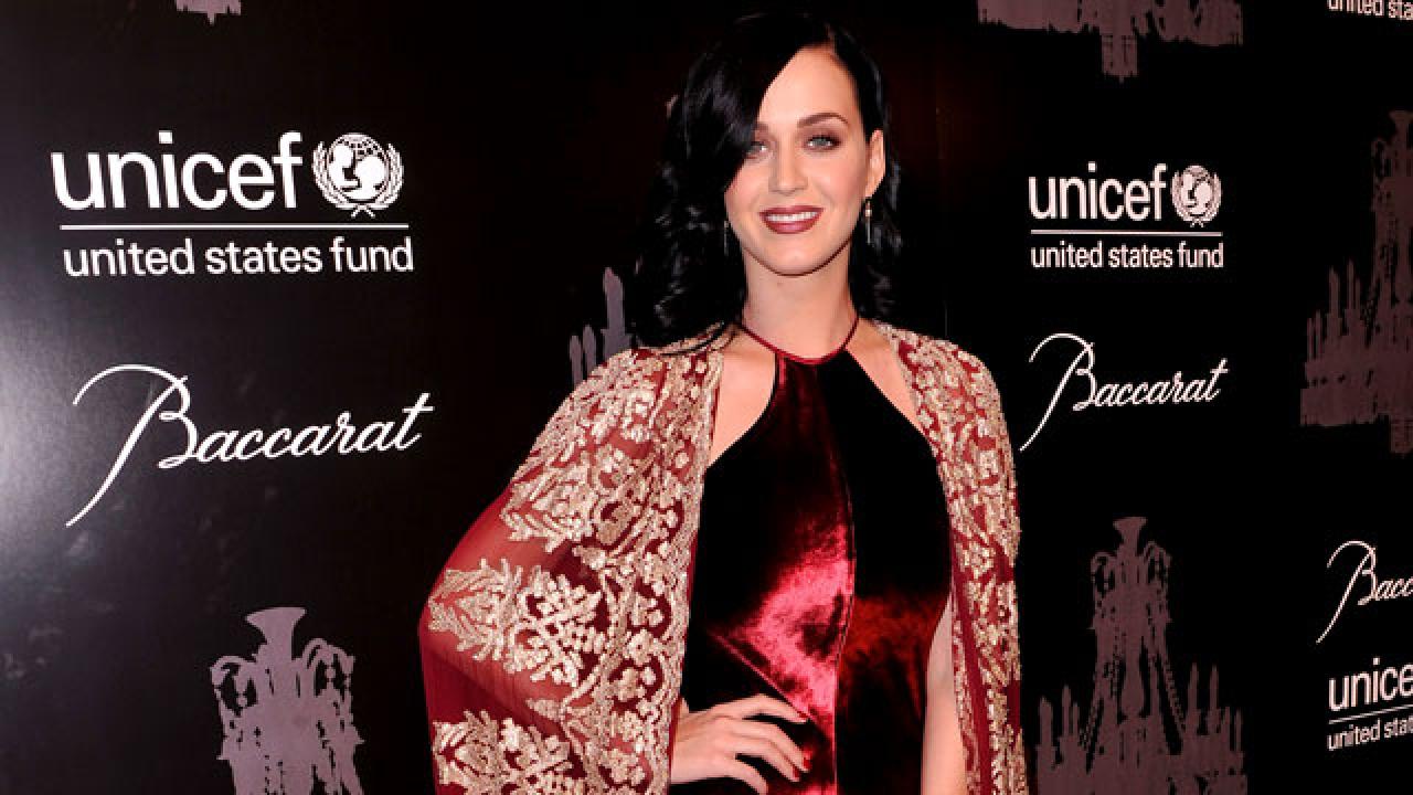 Did Katy Perry Help Deliver Baby in a Living Room ...