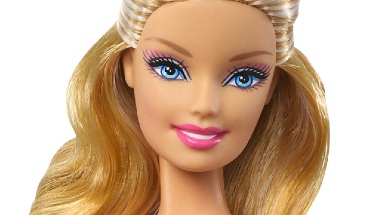 Porn Barbie Doll Dresses - The 14 Most Controversial Barbies Ever | Entertainment Tonight