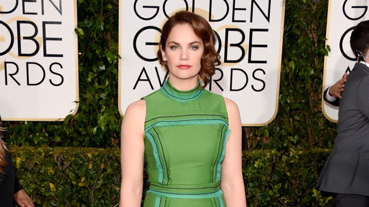 18 year old dating a 17 year old