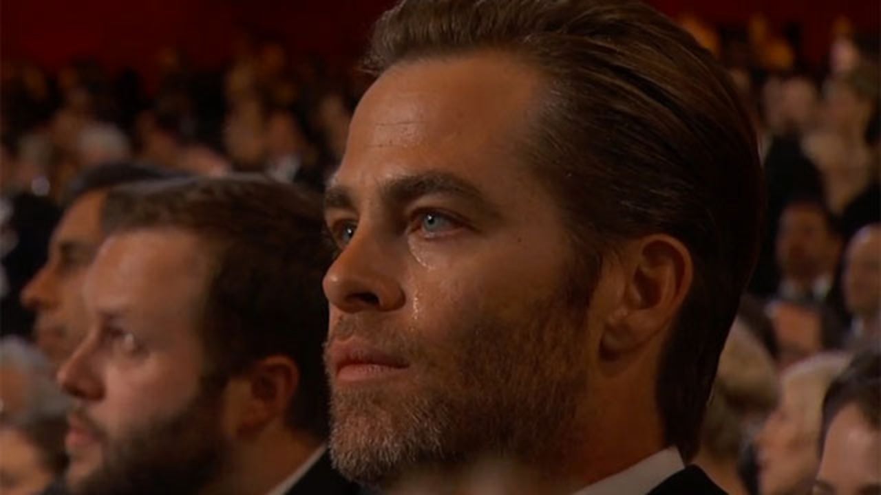 Chris Pine Adorably Addresses His Oscar Cry I Got A Lot Of Crap For That Entertainment Tonight After growing up in a show business family as the son of two working actors, it was only natural for chris pine to follow in their footsteps and. chris pine adorably addresses his oscar