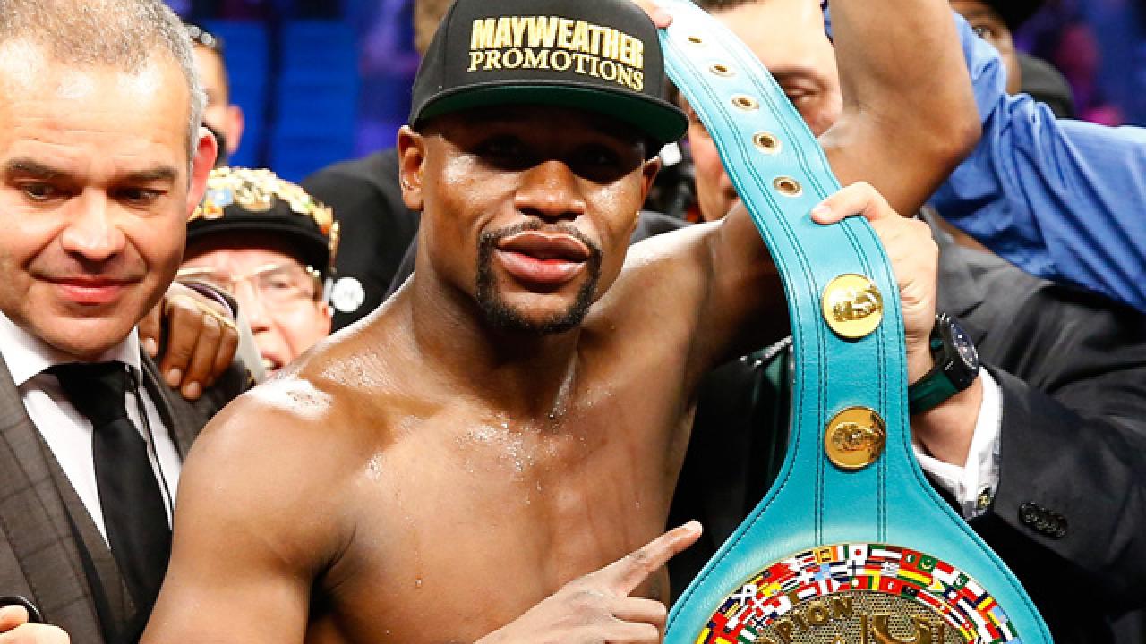 Floyd Mayweather Wins in Unanimous Decision: 7 Highlights From the Big