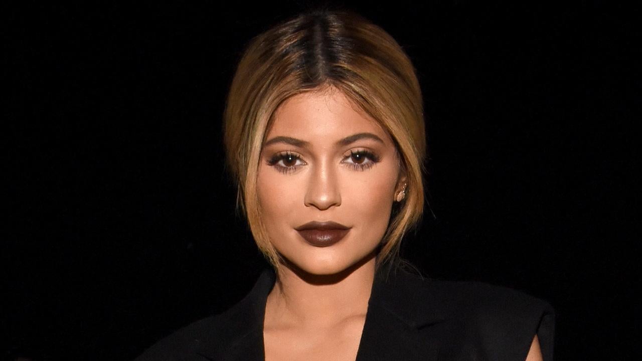 Kylie Jenner Seen Leaving Cosmetic Surgery Office, Reveals She's 'Not ...