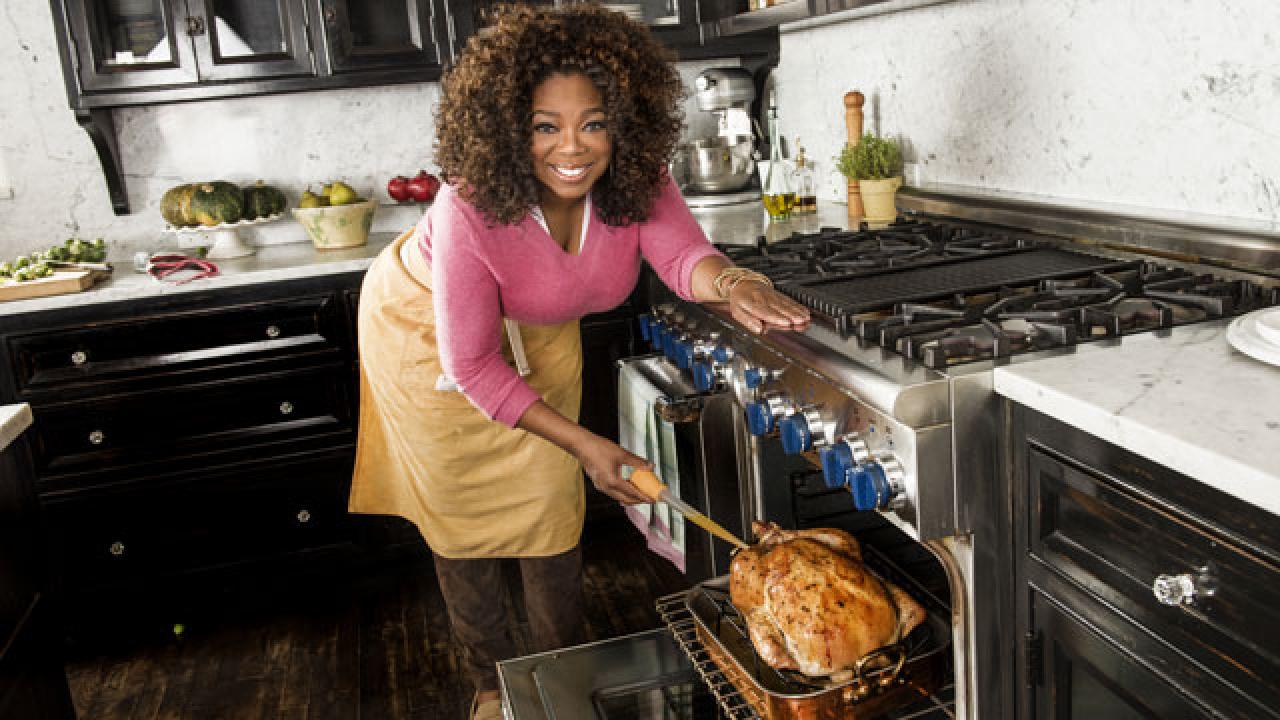 Oprah Shares Thanksgiving Hosting Tips Including A