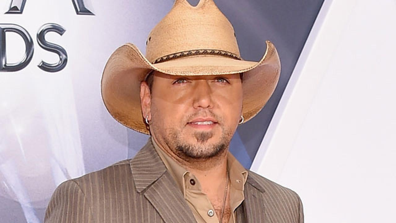 Jason Aldean Wore Blackface Makeup on Halloween and Dressed Up as Lil Wayne...