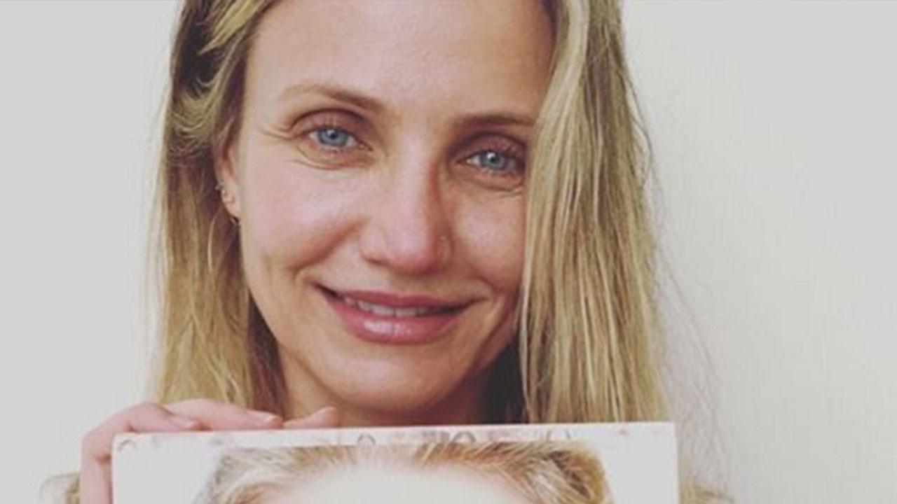 Cameron Diaz Smile Young / Cameron Diaz 43 Is Completely Makeup Free In Bold New Pic Entertainment Tonight - See more ideas about cameron diaz, cameron diaz young, cameron.