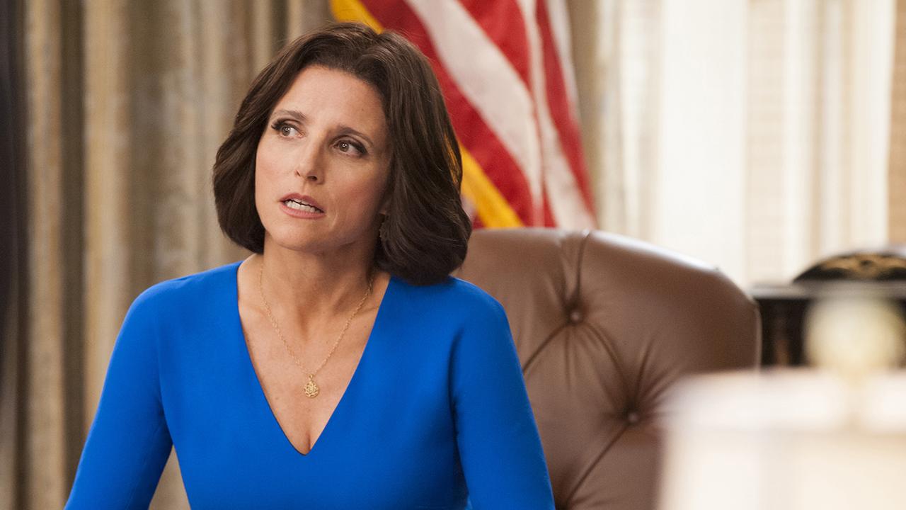 Dysfunction Takes Over Veep Season 5 Entertainment Tonight