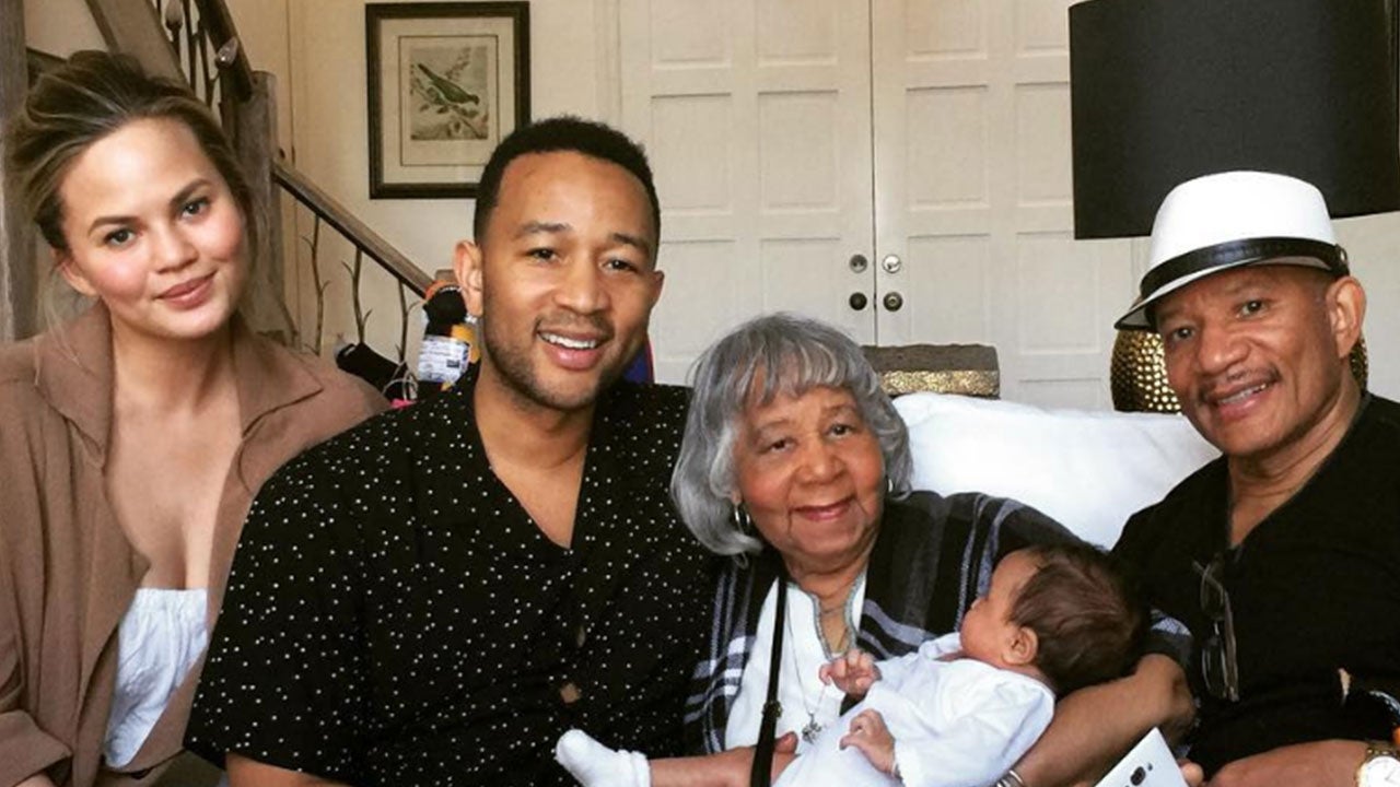 John Legend And Chrissy Teigen S Daughter Luna Meets Her Grandparents See The Adorable Pics Entertainment Tonight