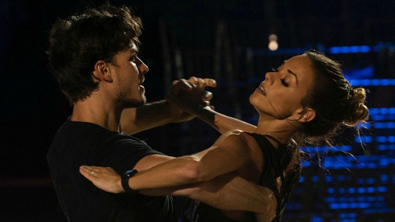 Jana Kramer Aces 'One Tree Hill' Routine on 'DWTS' Days After Suffering