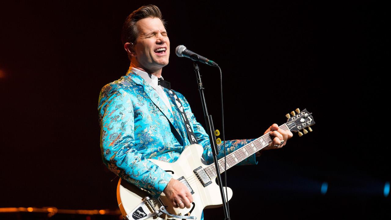 Chris Isaak Cancels Tour Due to Illness Entertainment Tonight