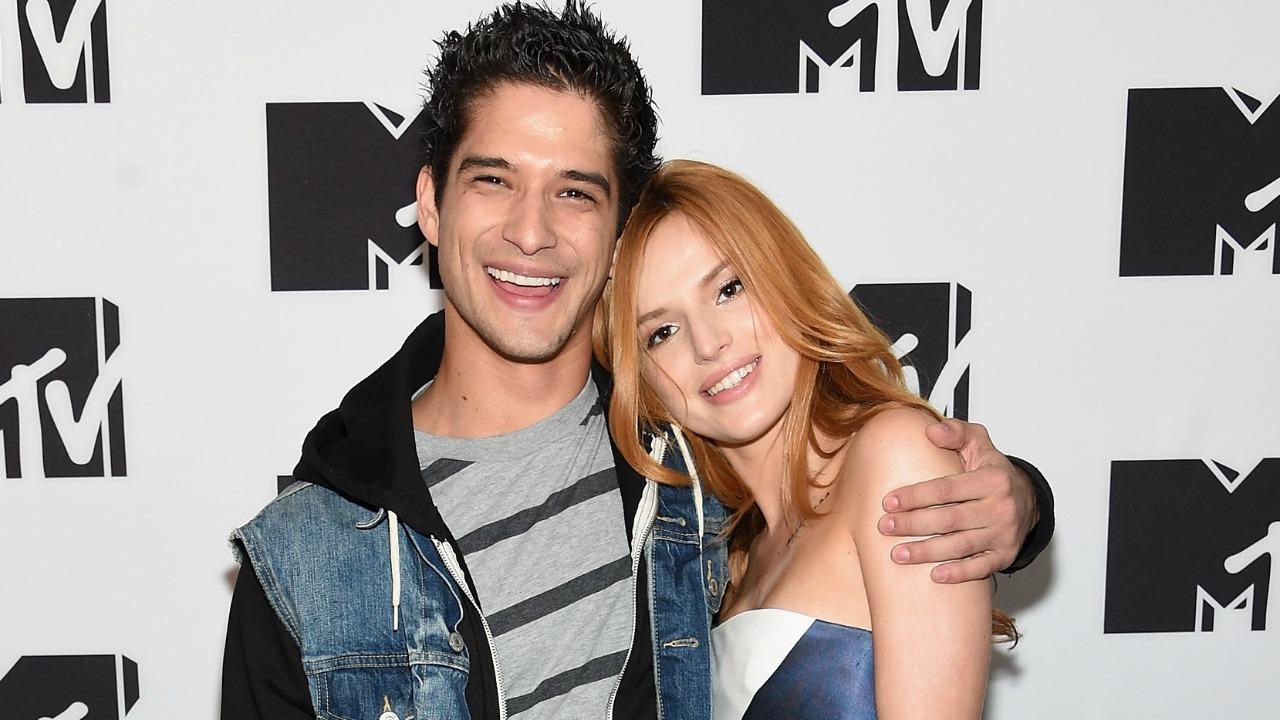 Bella thorne friends