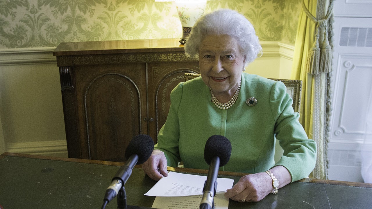 Buckingham Palace to Undergo 10-Year-Long Renovation | Entertainment