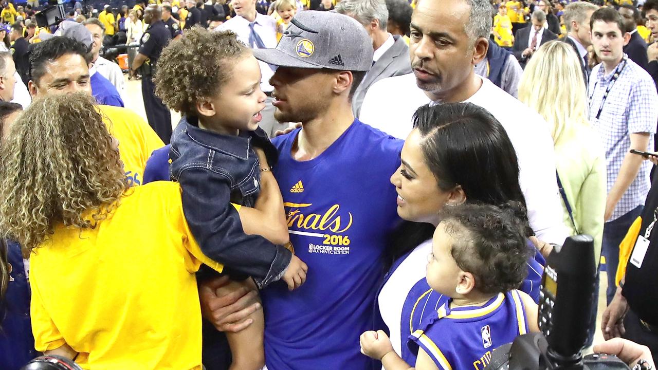 Steph and Ayesha Curry Take Their Family to Hawaii After ...