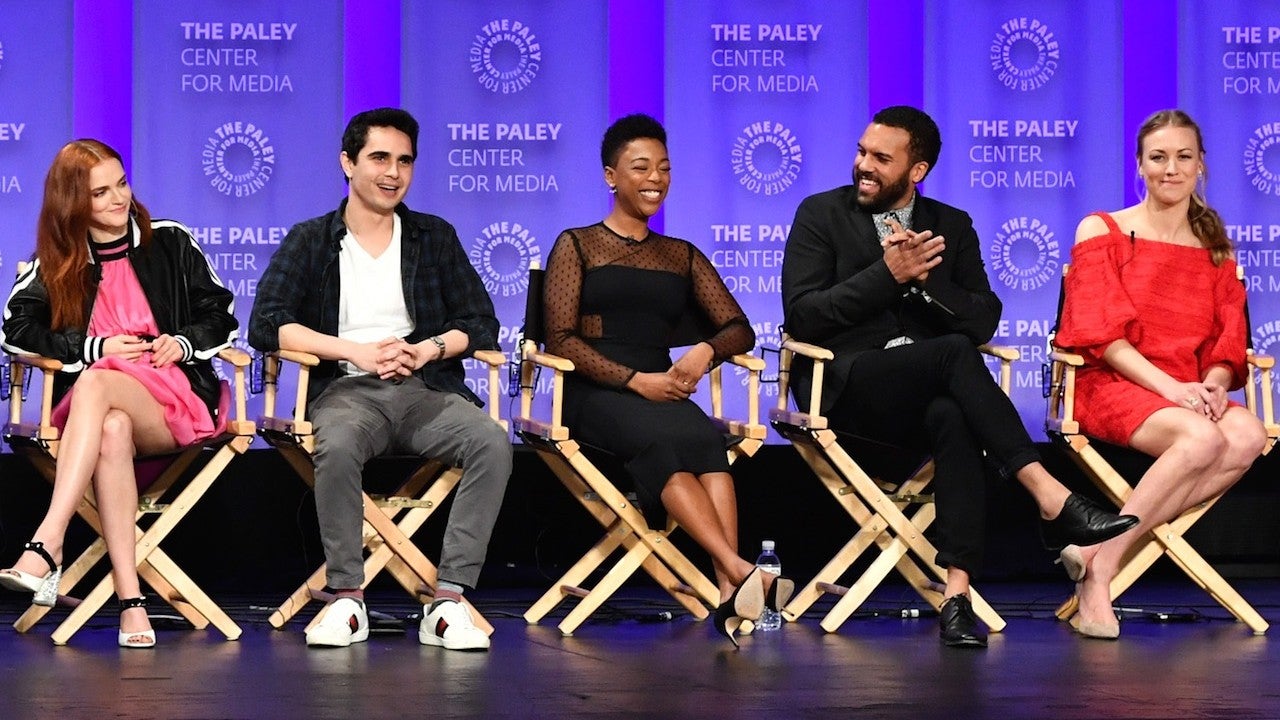 �The Handmaid�s Tale� Cast and Creatives Tease No One Is �The Handmaid�s Tale� Cast and Creatives Tease No One Is