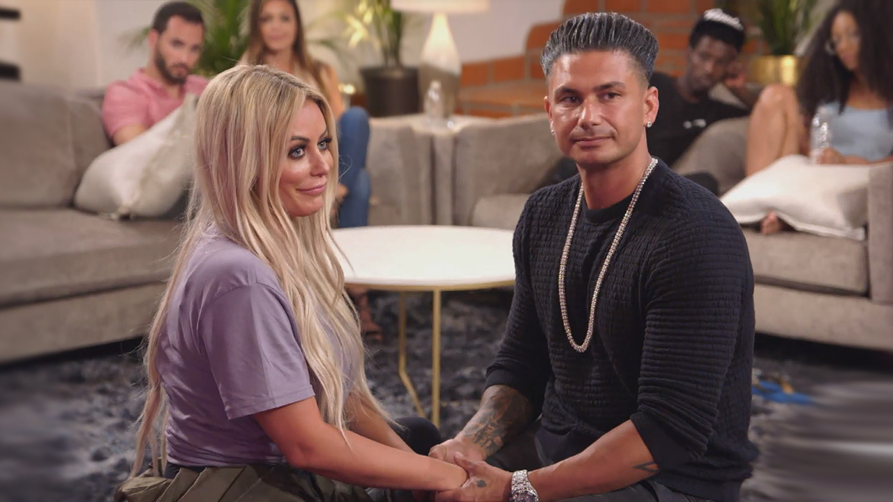 DJ Pauly D and Aubrey O'Day Dish on Their Makeup Sex on 'Marriage Boot Camp Reality S...