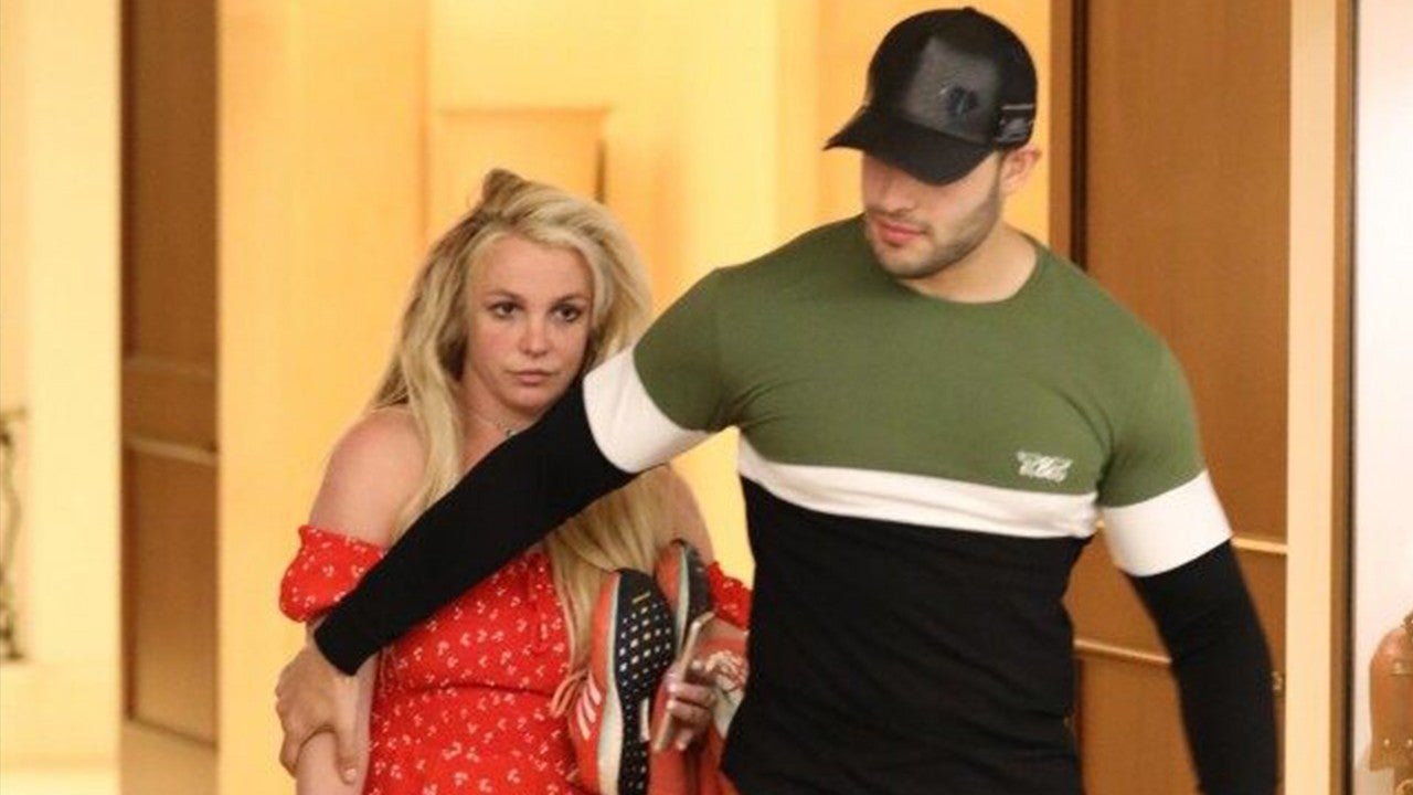 Britney Spears Spotted With Boyfriend Sam Asghari Outside ...