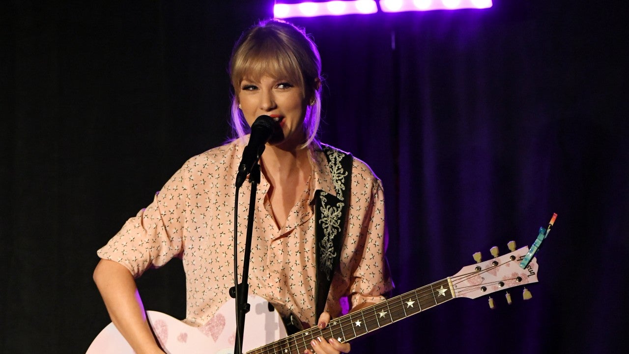Taylor Swift Performs At The Stonewall Inn See The Epic