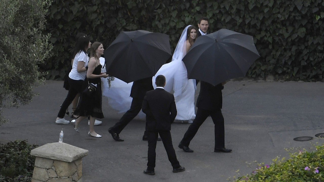 Chris Pratt and Katherine Schwarzenegger Marry in Intimate Ceremony: Pic! - Entertainment Tonight thumbnail