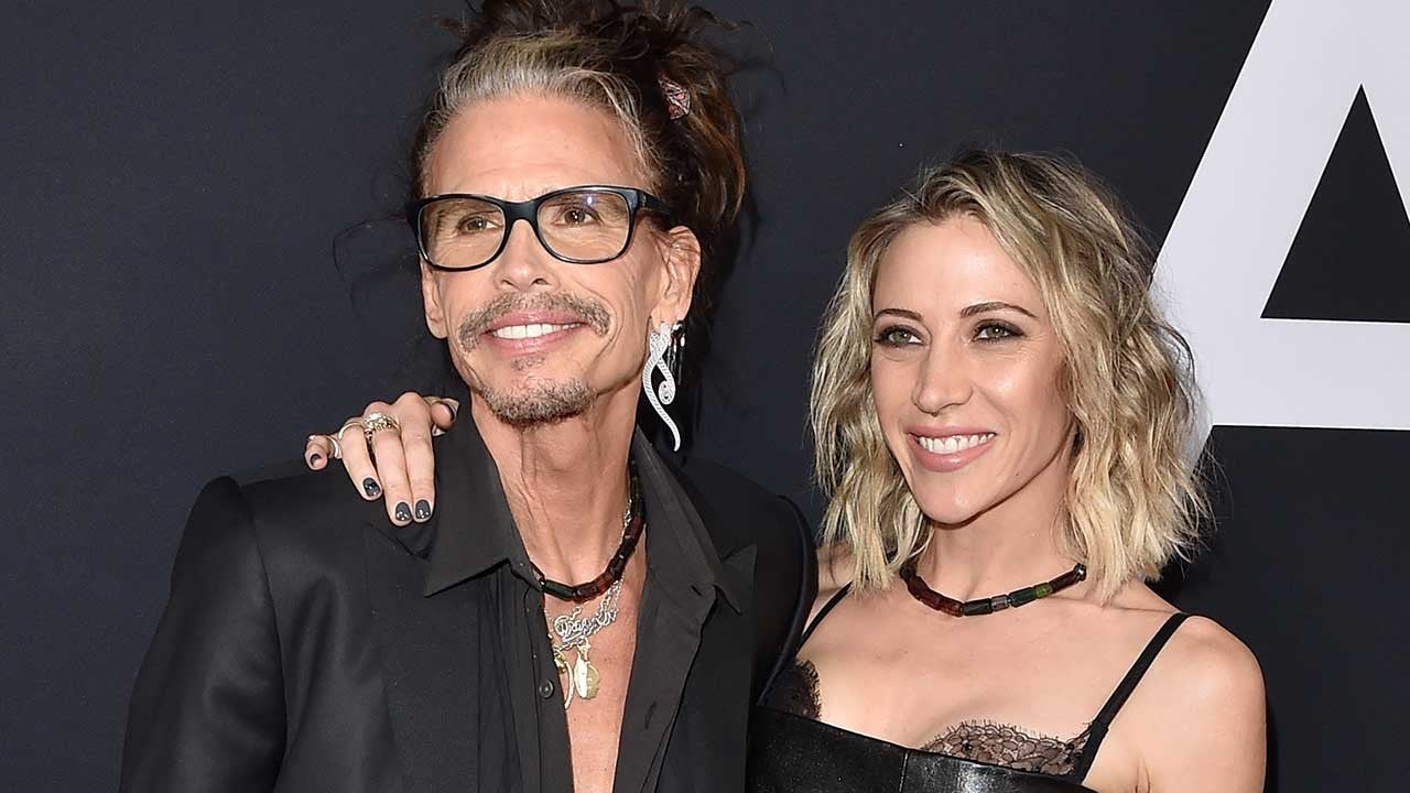 Steven Tyler Packs On Pda With Younger Girlfriend At Daughter Liv S Ad Astra Premiere Entertainment Tonight