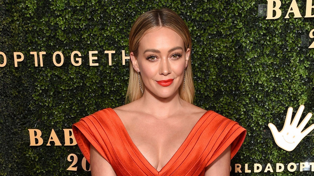 Hilary Duff Contracts Breakthrough Case Of Covid 19 Entertainment Tonight