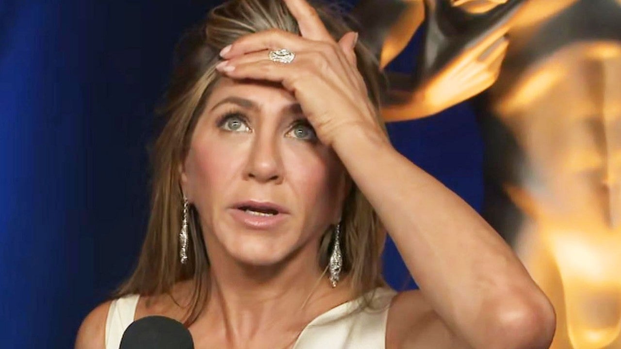 Jennifer Aniston On Speculation Over Her And Brad Pitt This Awards Season Entertainment Tonight The post dug deep to find out. sag awards 2020 jennifer aniston says i still don t know what i said in acceptance speech exclusive