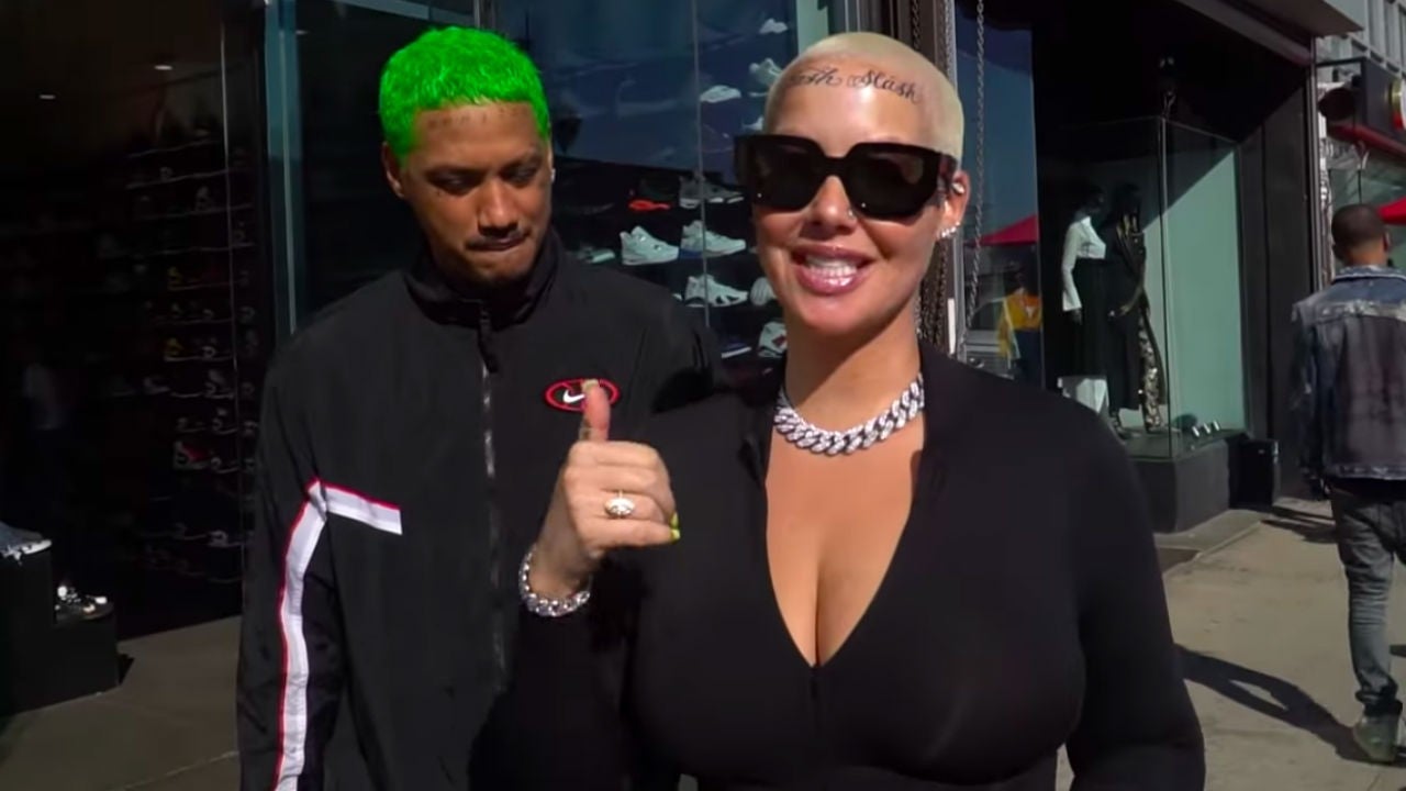Amber Rose Covers Up Her Wiz Khalifa Tattoo With Another Mans Face   kare11com