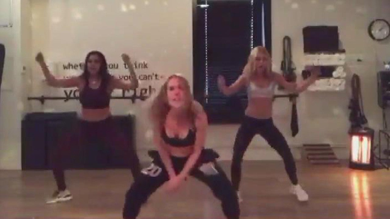 Kelly Ripa Does the Shakira Dance Challenge and It's Pretty Darn Impressive! | Entertainment Tonight