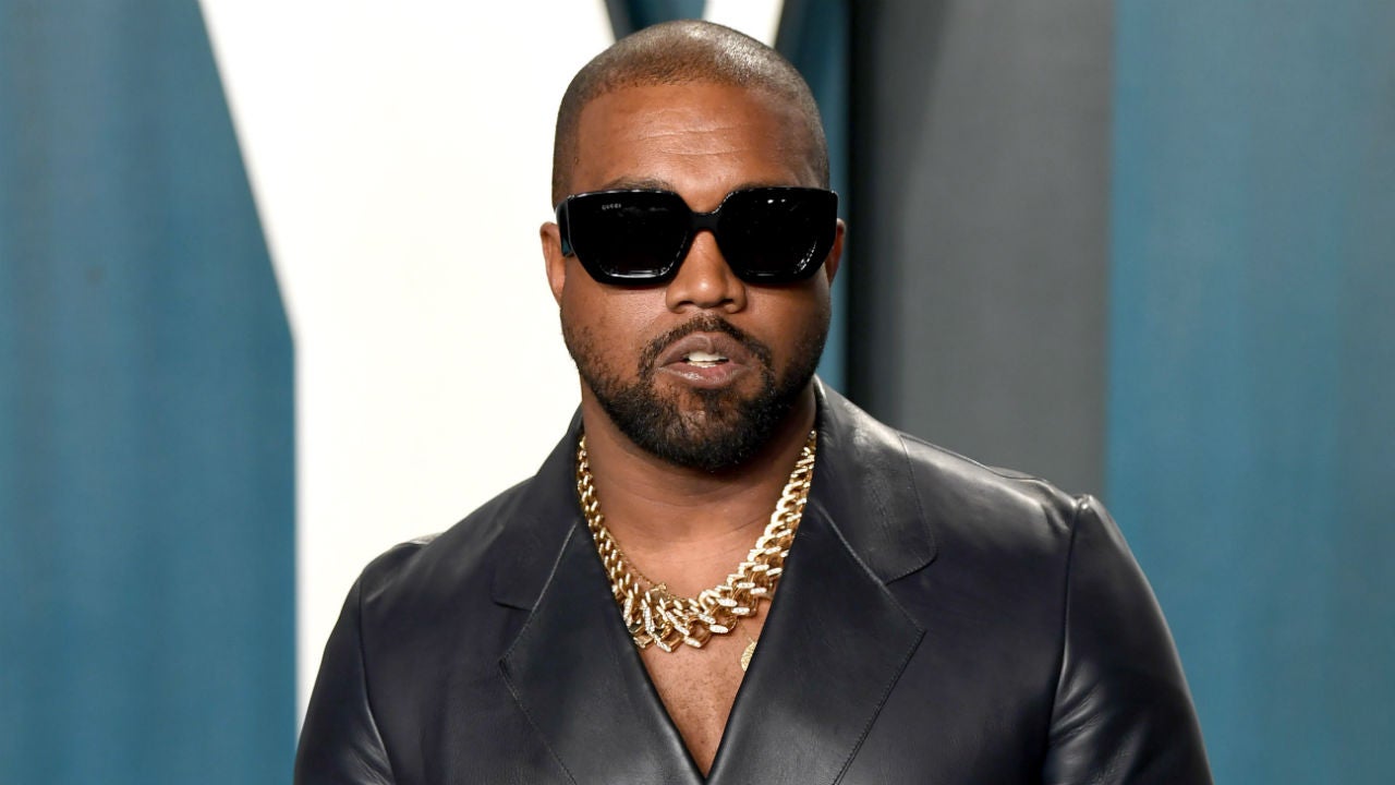 Kanye West Says He Wants Taylor Swift S Masters Returned To Her Entertainment Tonight