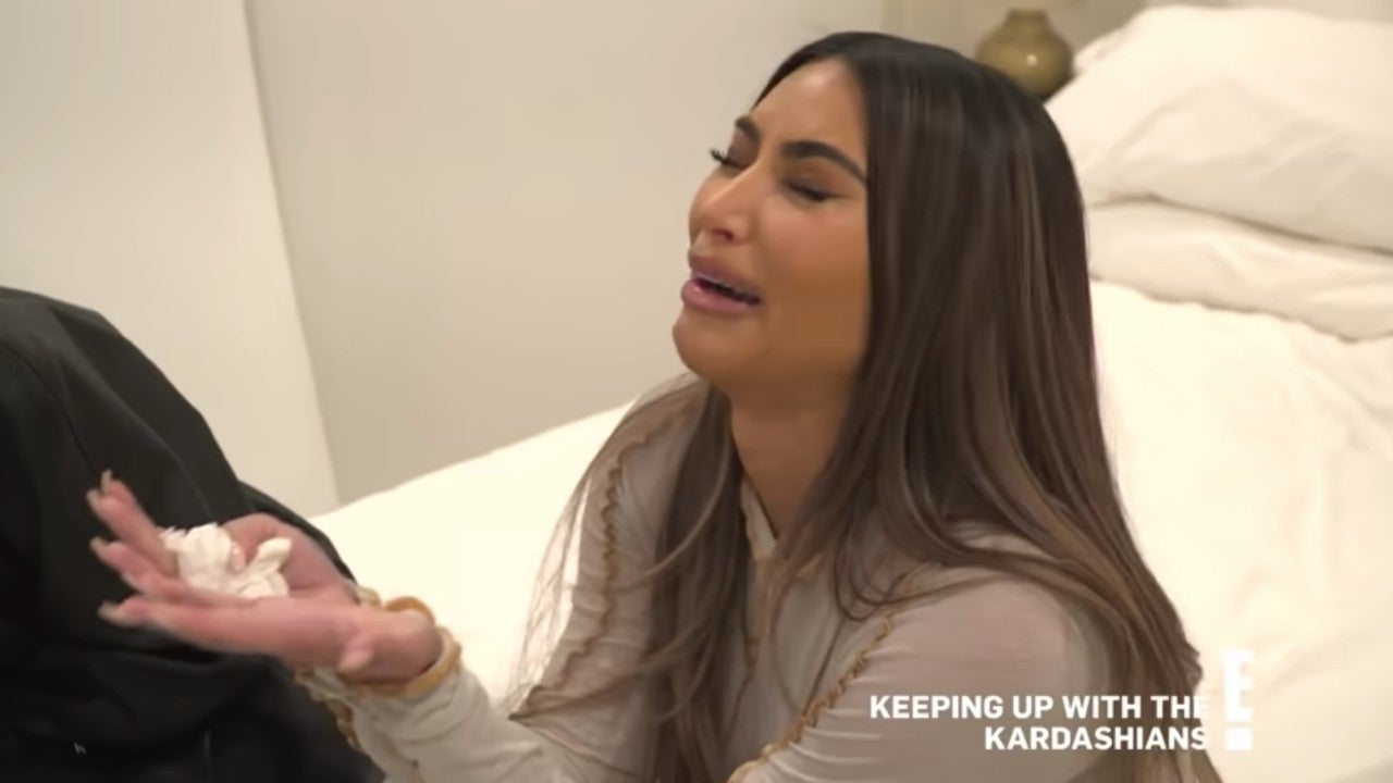 Kim Kardashian Bursts Into Tears On Kuwtk Amid Divorce News I Feel Like A Loser Entertainment Tonight
