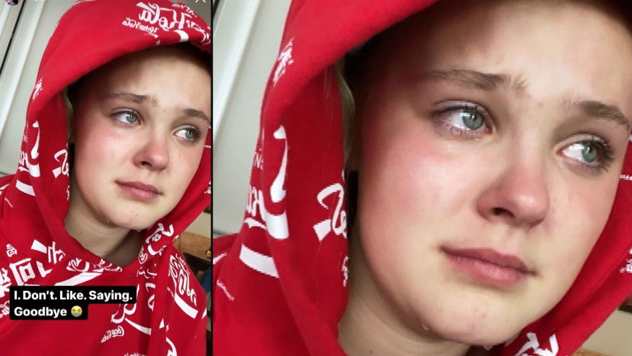 JoJo Siwa Cries After Saying Goodbye to Girlfriend Kylie