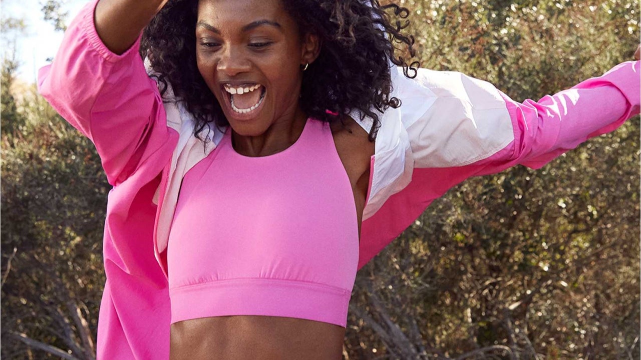 The TikTok-Favorite Aerie Crossover 