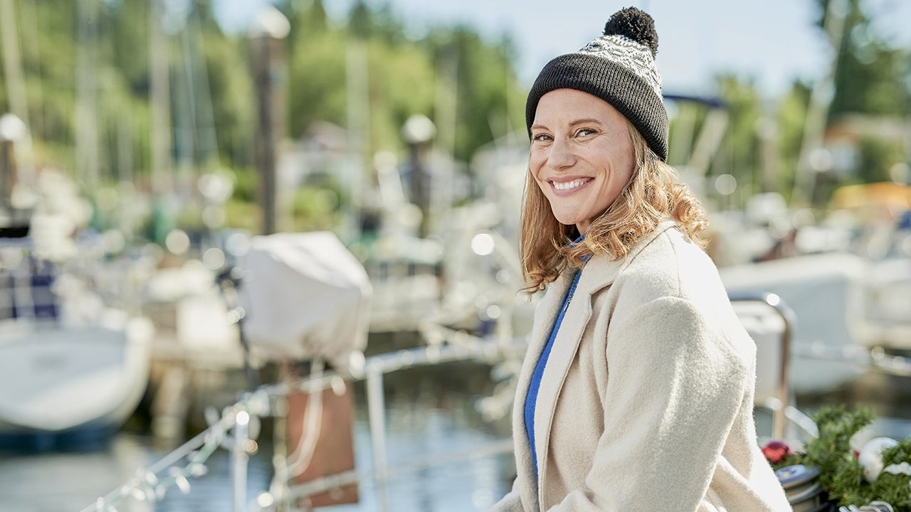 Katee Sackhoff on Breaking Away From Sci-Fi for the Cozy Joys of Hallmark (Exclusive) - Vimarsana News