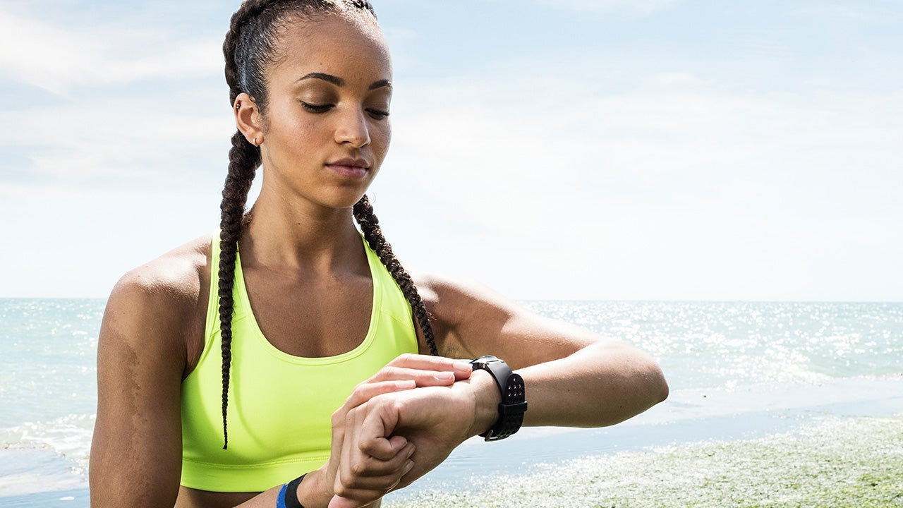 The Best Fitness Trackers and Smartwatches for All Your 2022 Health Goals - Vimarsana News