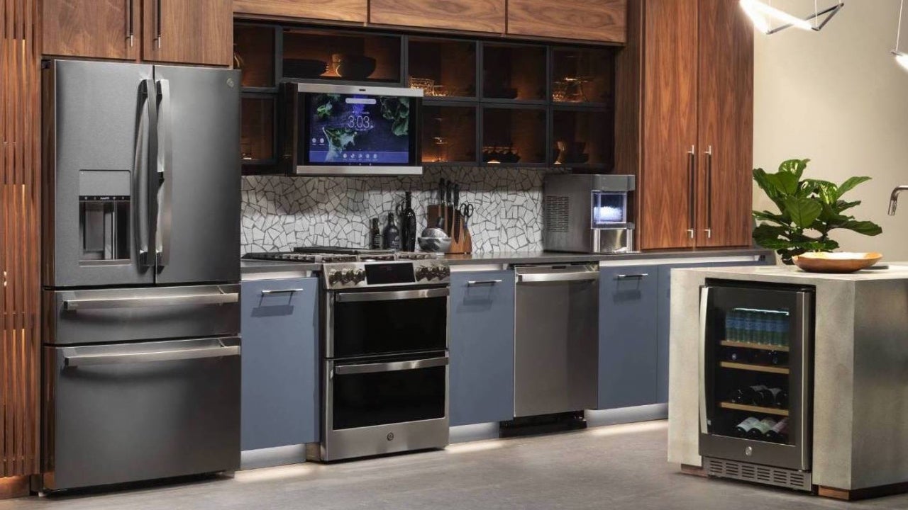 Best Wayfair Appliance Deals: Save Big on Portable Air Conditioners, Refrigerators and More - Vimarsana News
