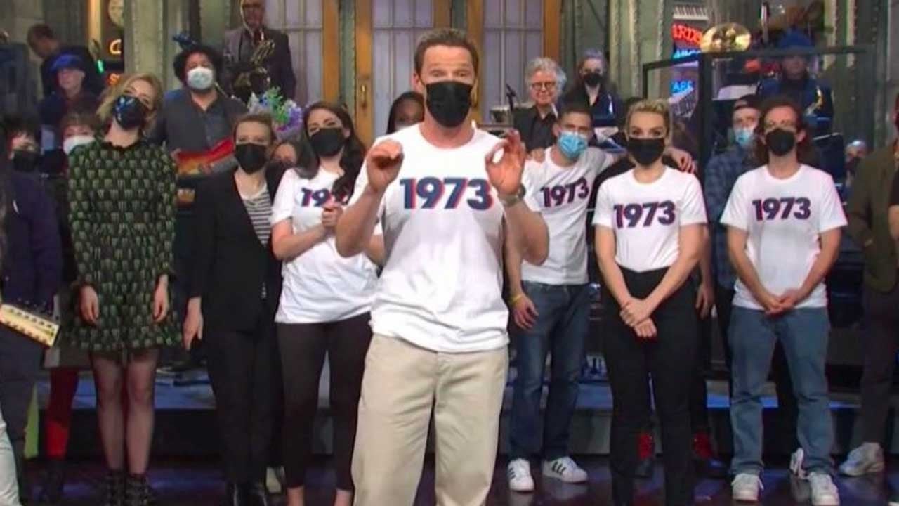 Benedict Cumberbatch and 'SNL' Cast Members Rock T-Shirts Supporting Roe V. Wade