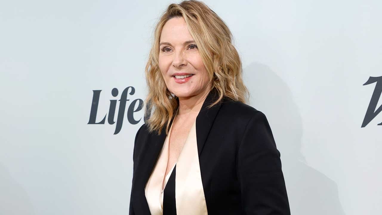 Kim Cattrall Mourns the Demise of Her Mom Shane With Candy Tribute