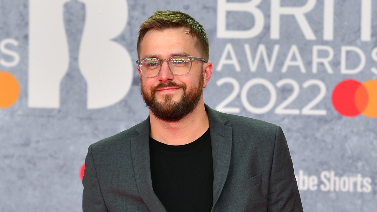 'Love Island' Favorite Iain Stirling to Return as Narrator for Peacock Series