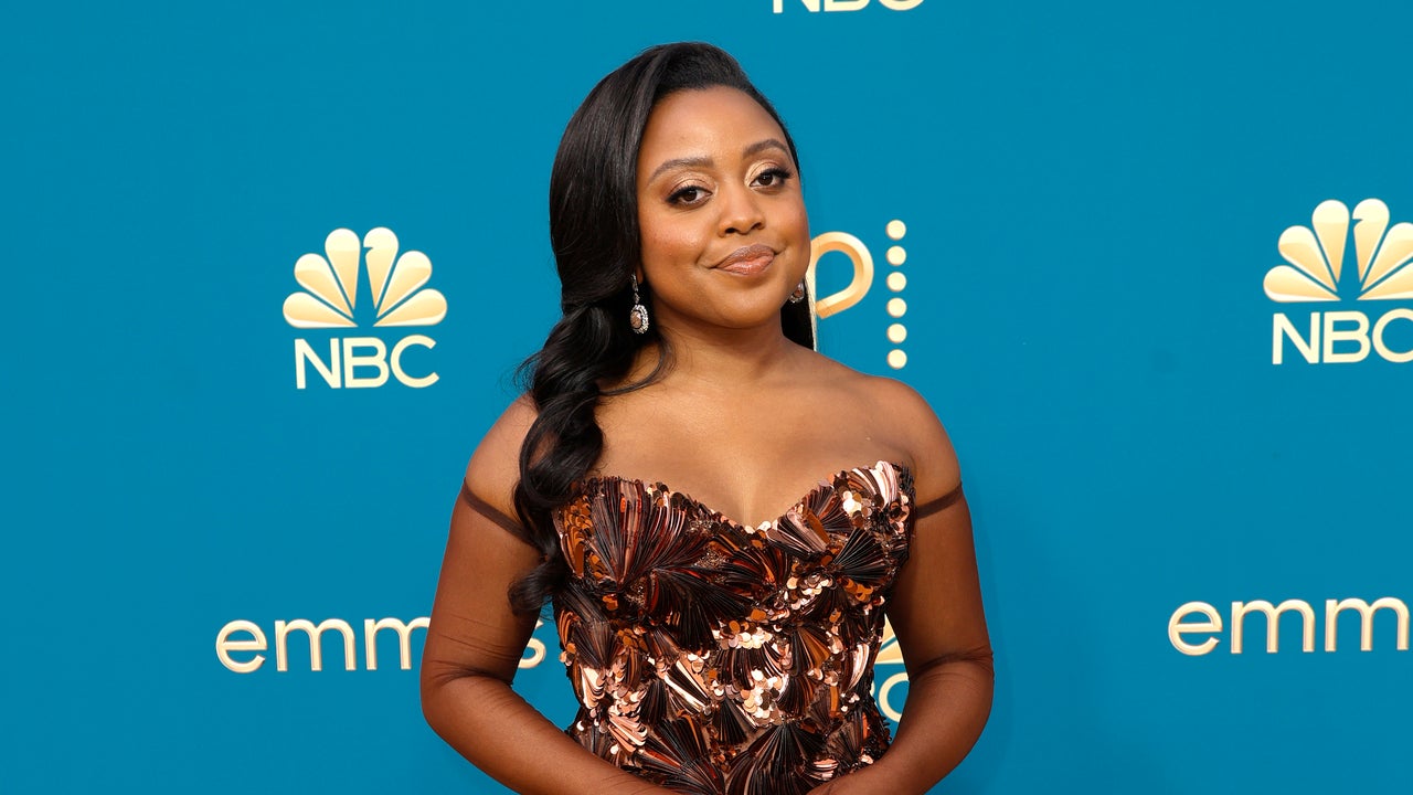 Quinta Brunson Makes Her Fashionable 2022 Emmys Red Carpet Debut - Vimarsana News