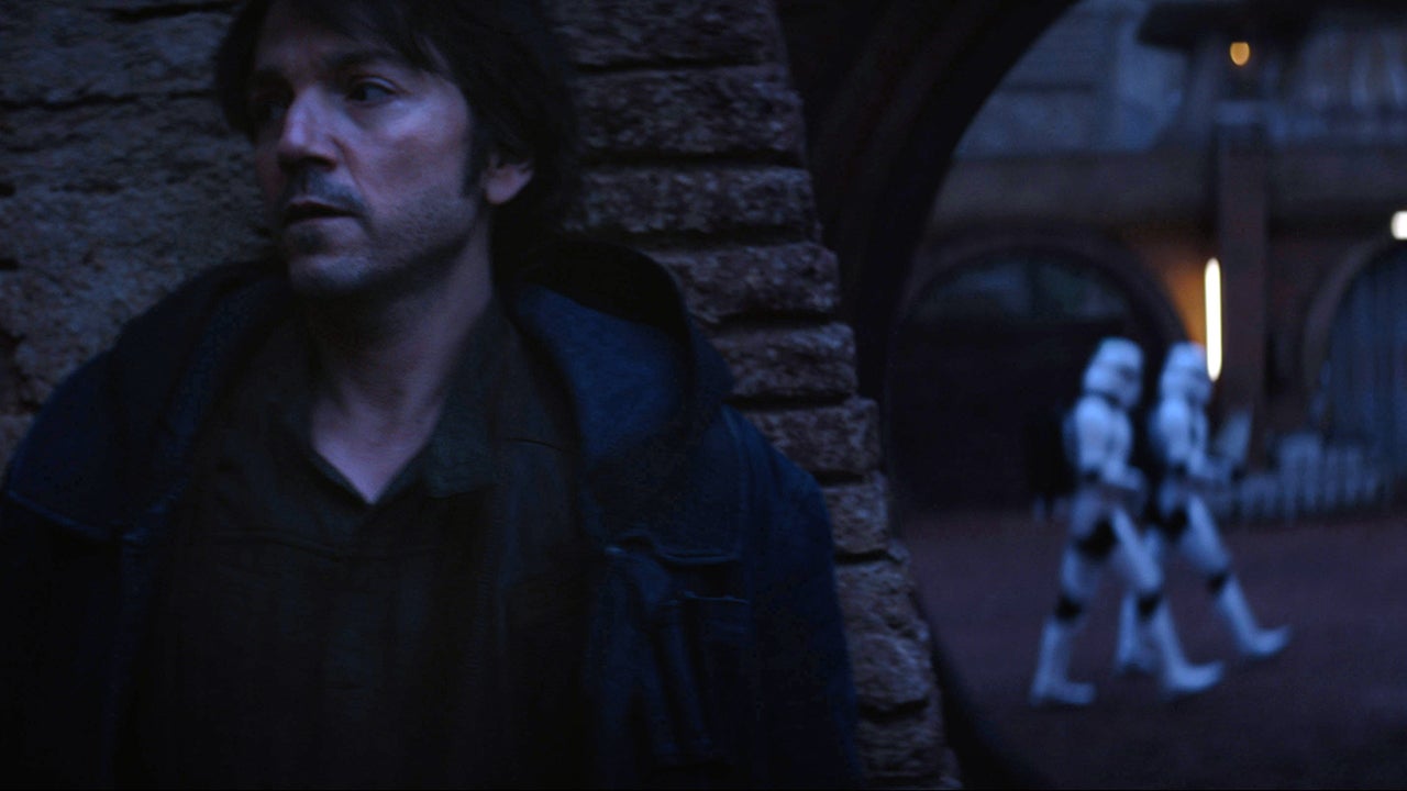'Andor' Star Diego Luna on Exploring Cassian's 'Revolutionary Awakening' Before 'Rogue One' - Vimarsana News