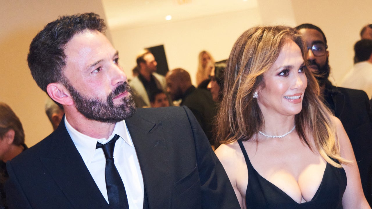 Ben Affleck Grabs the Mic at Vacation Occasion With Jennifer Lopez
