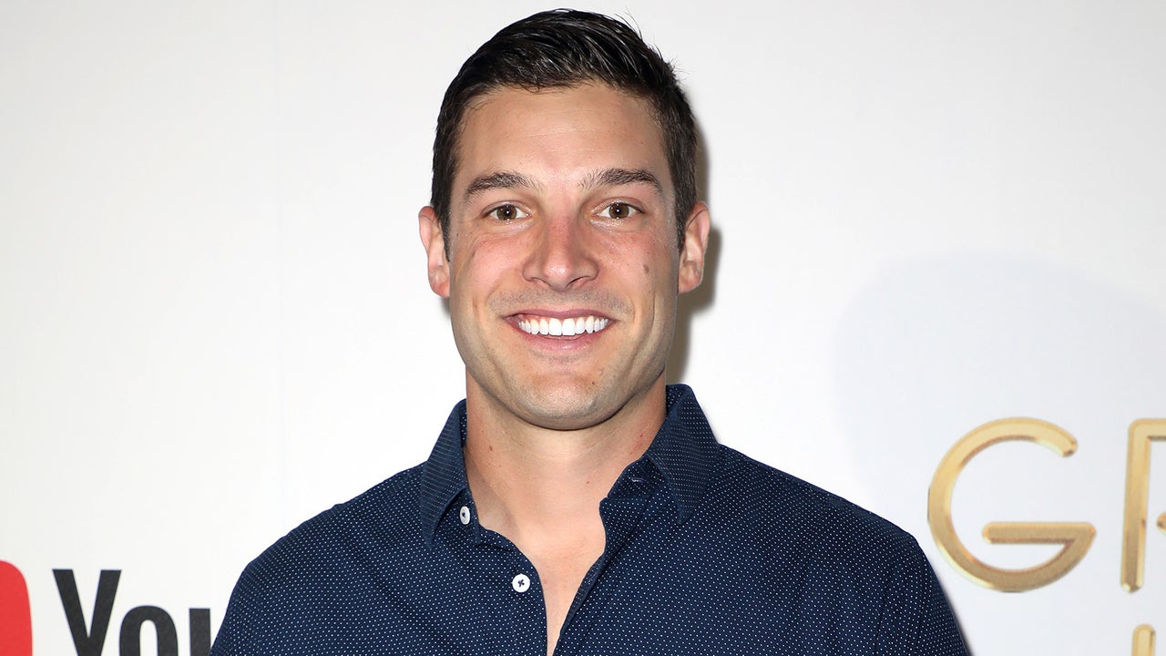 'Bachelorette' Alum Garrett Yrigoyen Is Engaged to Alex Farrar - Vimarsana News