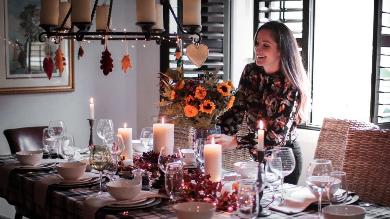 15 Thanksgiving Outfit Ideas To Be The Best Dressed Guest at Dinner