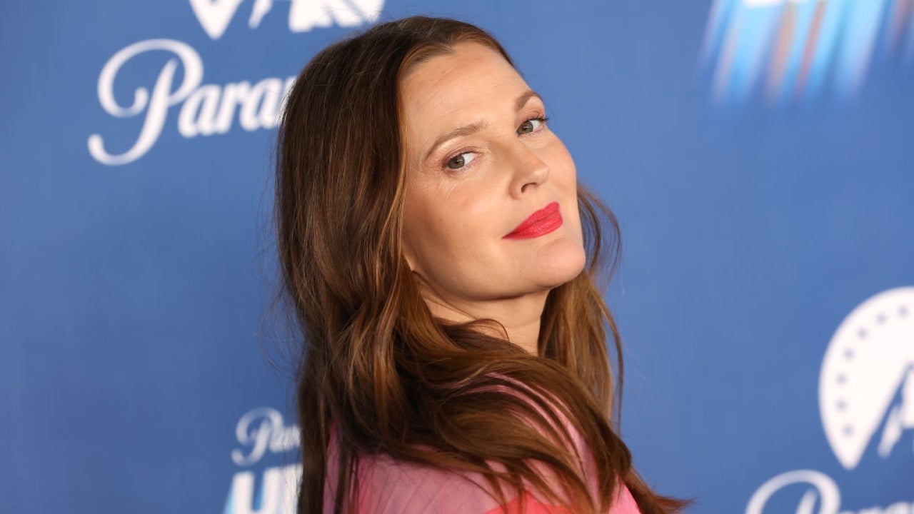 Drew Barrymore Shares Her Favourite Vacation Presents to Give This 12 months