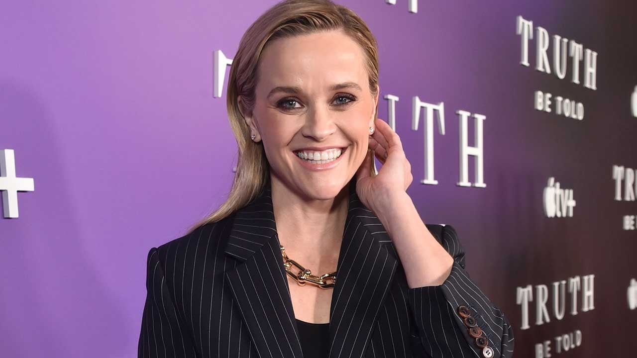 Reese Witherspoon Teases ‘A number of Romance’ in ‘Morning Present’ Season 3