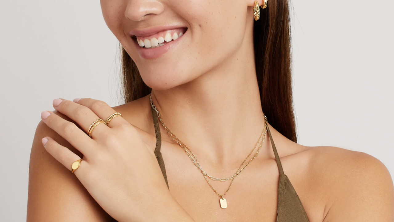 25 Gorgeous Valentine’s Day Jewellery Items for Each Price range